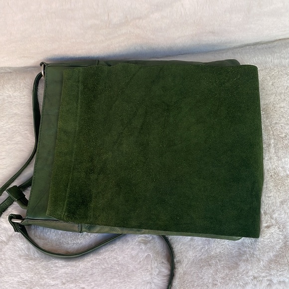 🍁VERA PELLE ITALIAN LEATHER MESSENGER CROSSBODY BAG, green - Picture 8 of 12